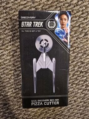 Star Trek U.S.S. Discovery NCC-1031 Pizza Cutter - Silver And Bottle Opener
